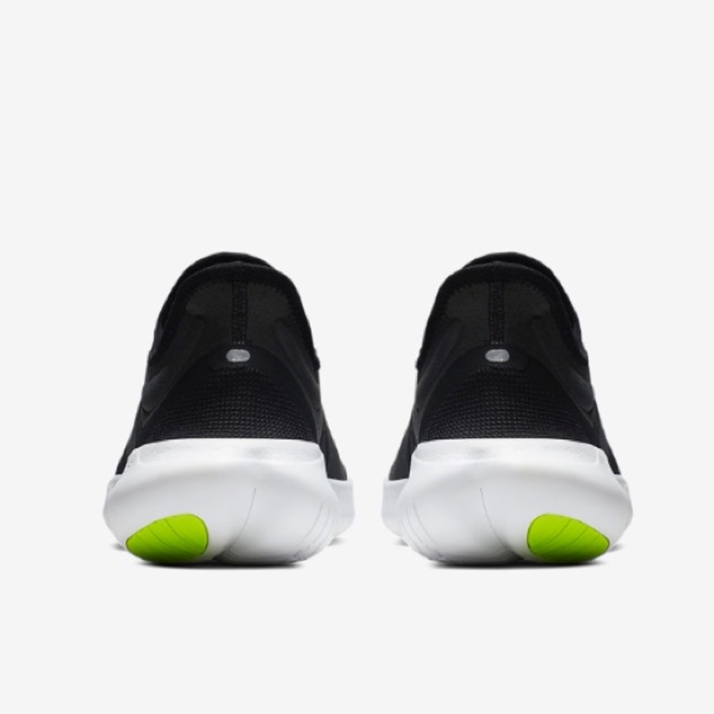 NIB**US 5.5**NIKE Free Run 5.0**Black/ White**$100 - Picture 4 of 8